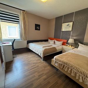 Hotel Happy